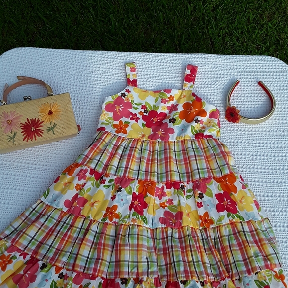 Gymboree Other - Adorable Gymboree Floral Dress